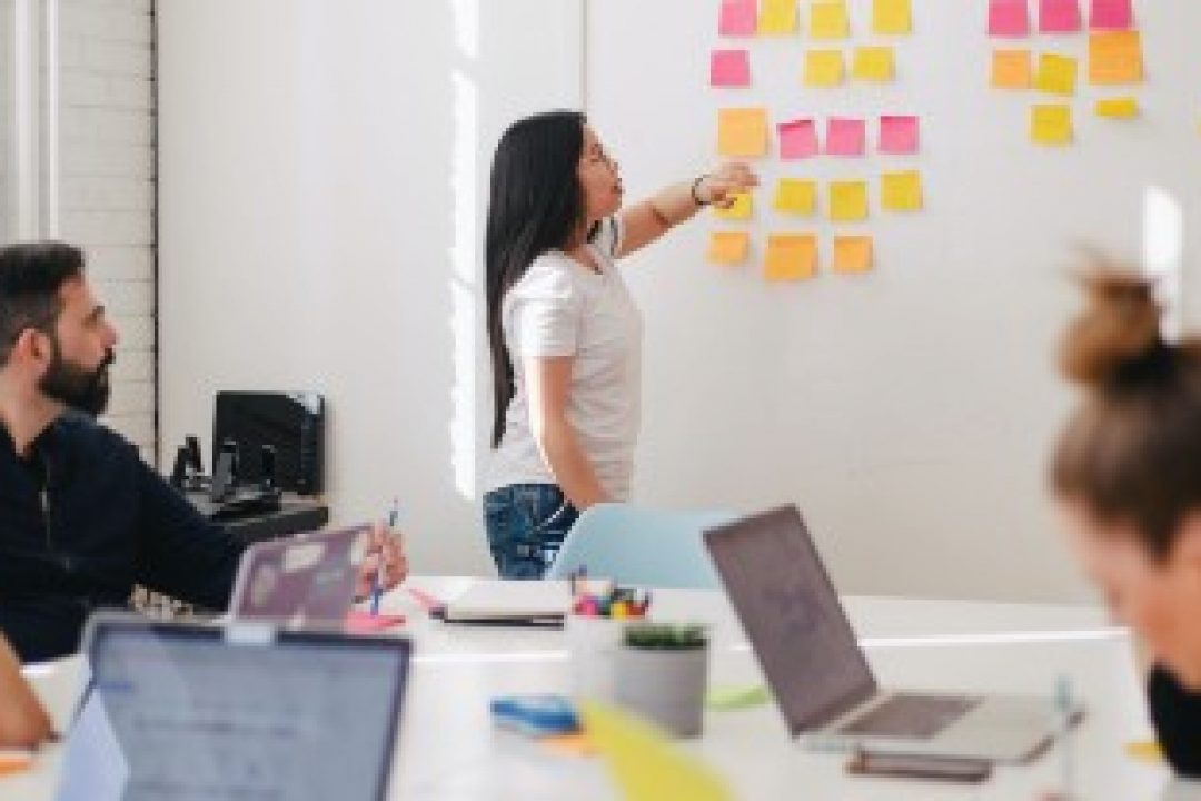 Tre mindre och en riktigt stor företrädesemission