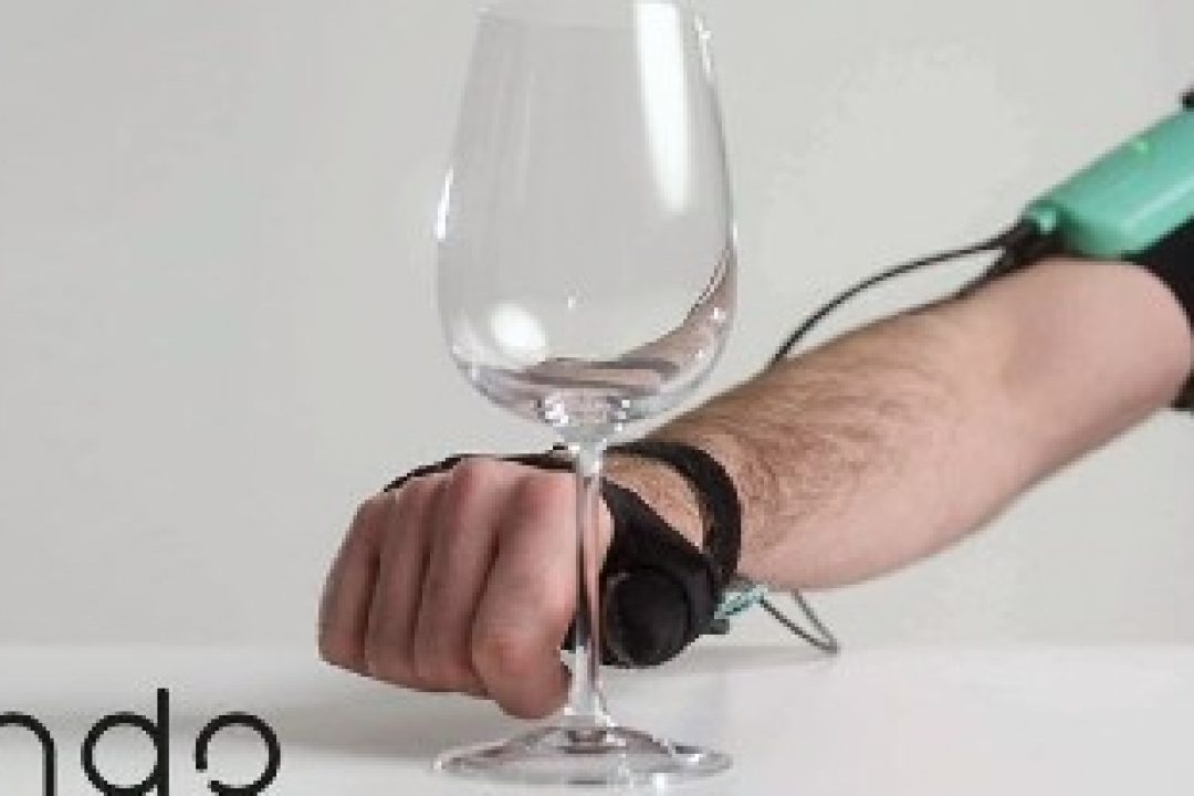 Exoskelett noteras på Spotlight