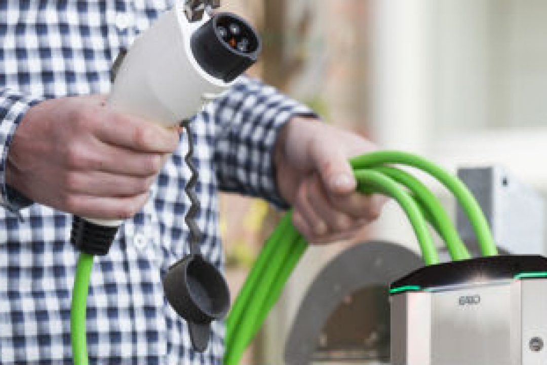 Köp Garo för att exponera dig mot elbilstillväxten