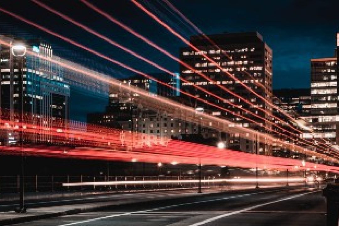 Två nya noteringar och två listbyten innan nyår