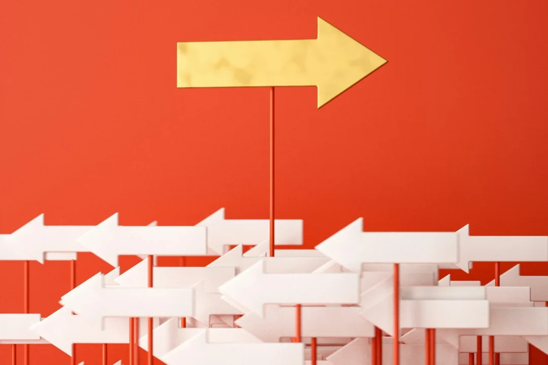 Pilar pekar åt två håll